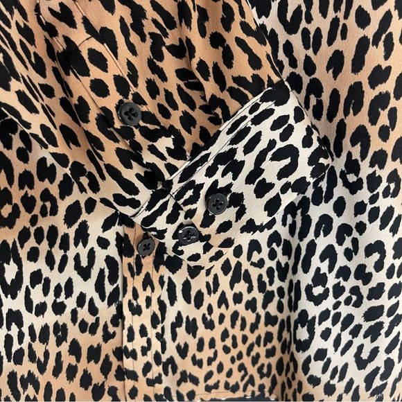 Chicos Blouse Size 2 Leopard Polkadot Button Up Down Shirt Long Sleeve Brown - Picture 4 of 7